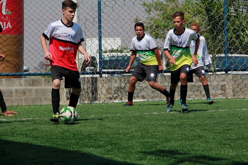 Começaram os jogos da 1ª Copinha Escola Flamengo