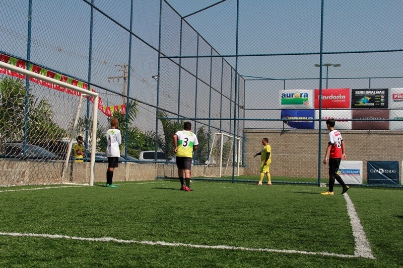 Começaram os jogos da 1ª Copinha Escola Flamengo
