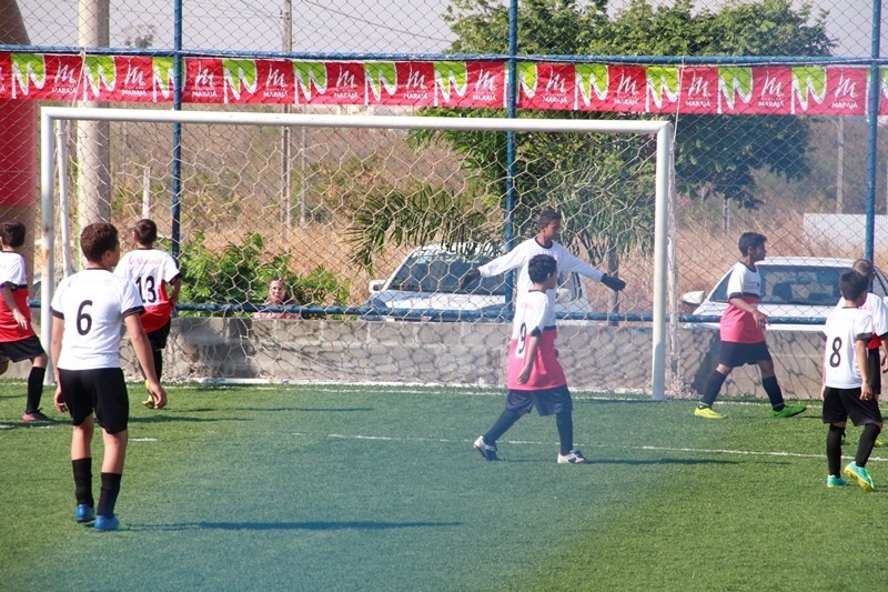 Começaram os jogos da 1ª Copinha Escola Flamengo