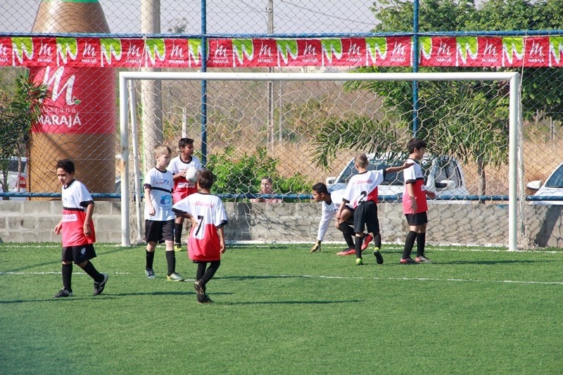 Começaram os jogos da 1ª Copinha Escola Flamengo