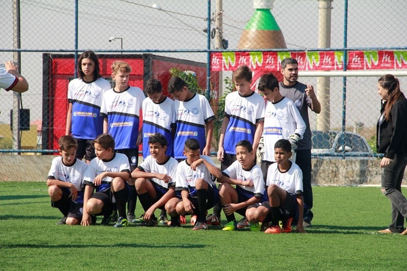 Começaram os jogos da 1ª Copinha Escola Flamengo