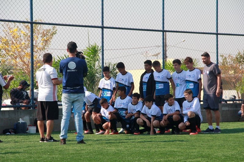 Começaram os jogos da 1ª Copinha Escola Flamengo