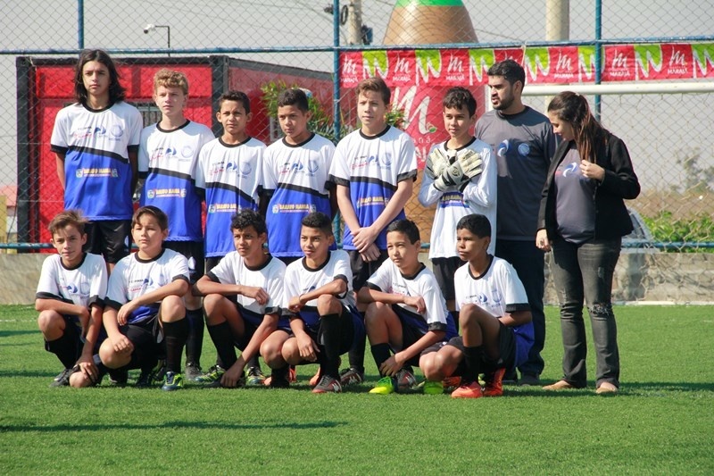 Começaram os jogos da 1ª Copinha Escola Flamengo