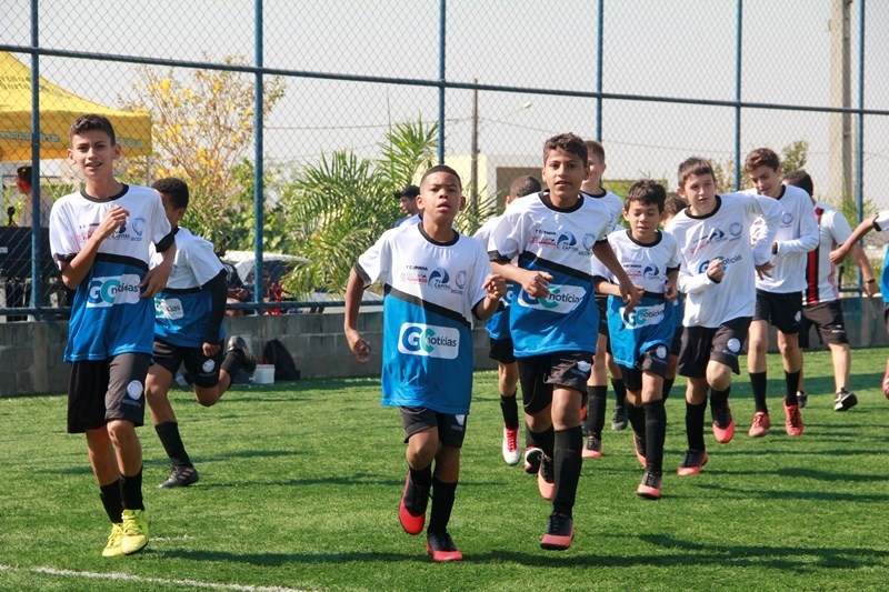 Começaram os jogos da 1ª Copinha Escola Flamengo