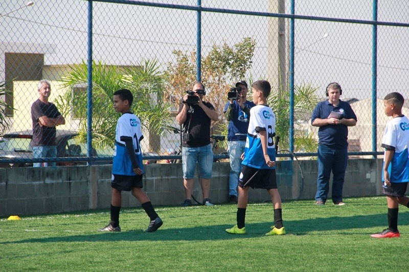 Começaram os jogos da 1ª Copinha Escola Flamengo