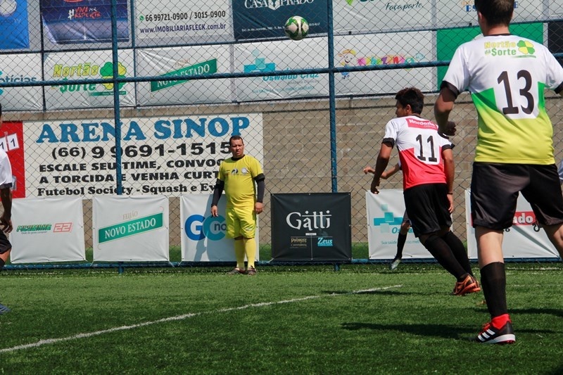 Começaram os jogos da 1ª Copinha Escola Flamengo