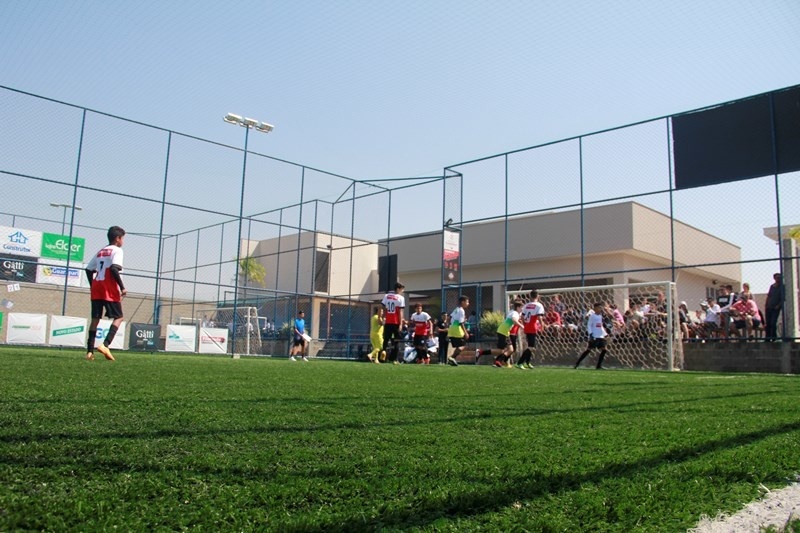 Começaram os jogos da 1ª Copinha Escola Flamengo
