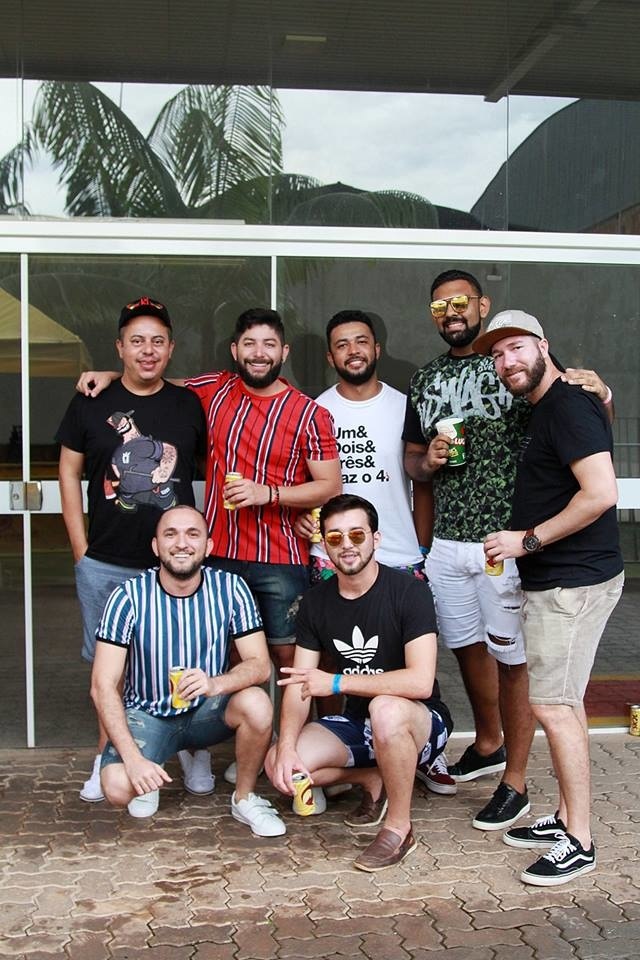 Bloco B comanda carnaval diferente em Sinop