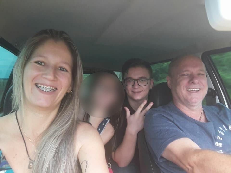 Jornalista, esposa, filho e amigo morrem em acidente na ponte de Marcelândia