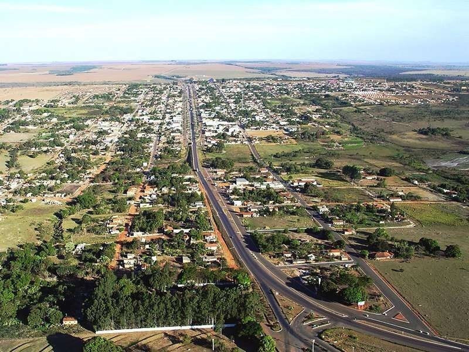Prefeitura de MT abre concurso com 60 vagas e salário de até R$ 7,7 mil