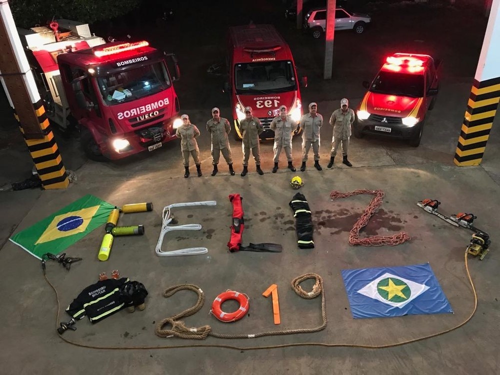 Bombeiros desejam ‘Feliz Ano Novo’ de forma diferente em Sinop