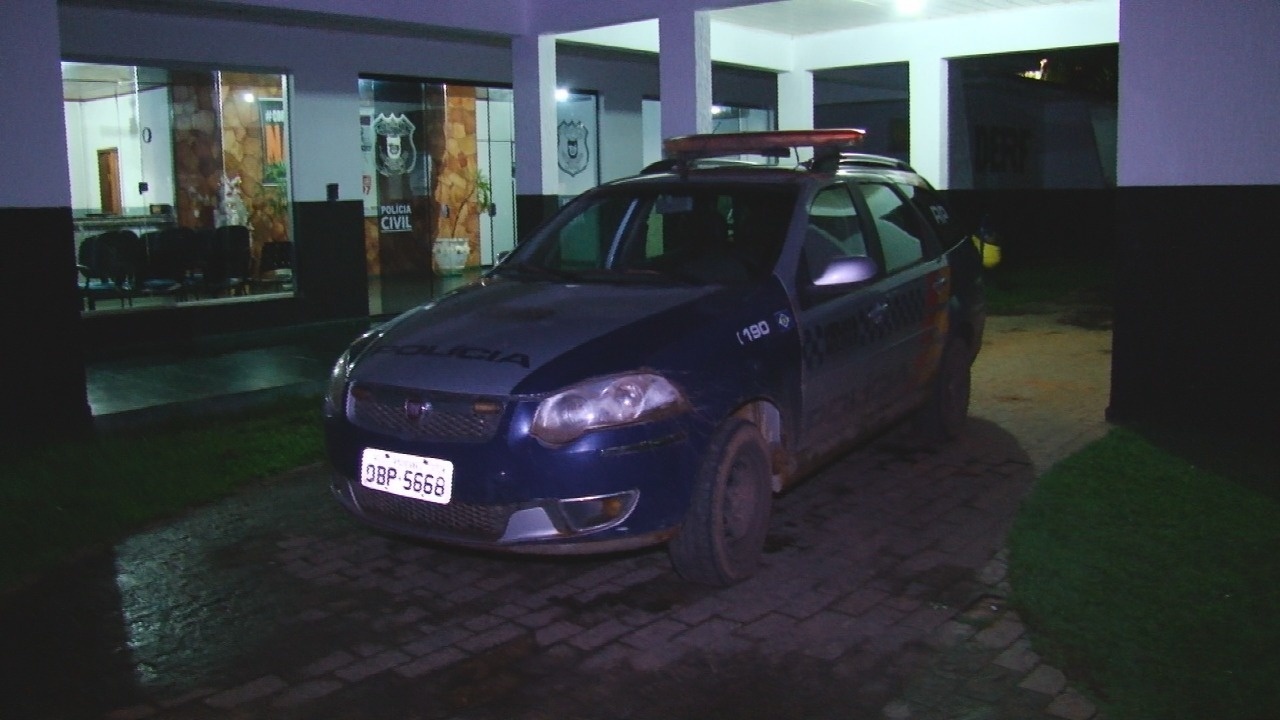 Polícia é acionada para conter briga de casal em frente de motel em Sinop