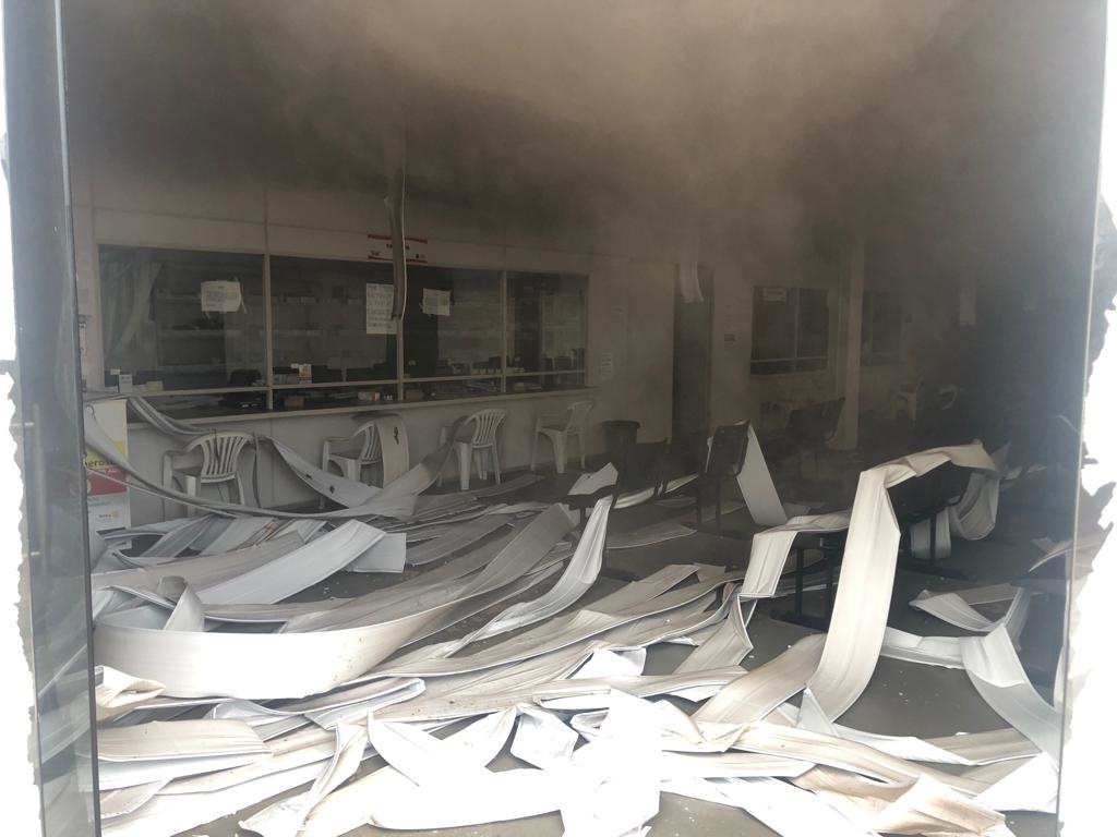 Prefeitura aguarda conclusões de laudo sobre causas de incêndio na farmácia regional