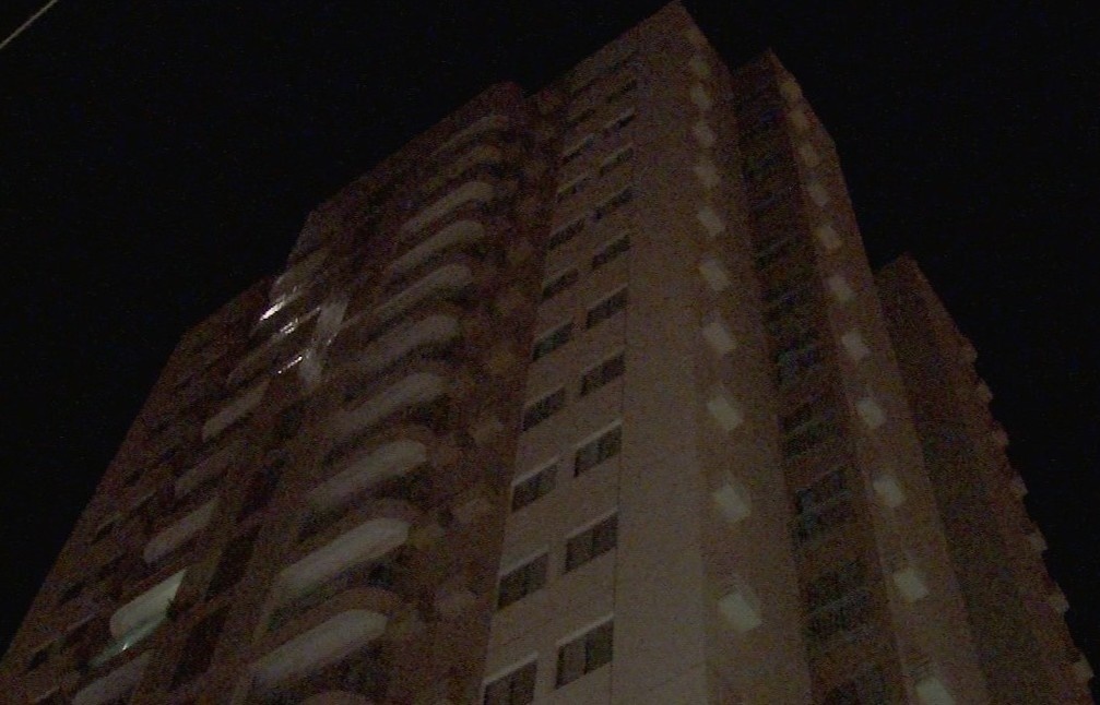 Ladrão escala 13 andares de prédio e furta nove apartamentos em MT
