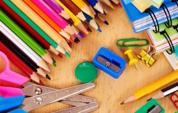 Procon orienta consumidores na compra de material escolar