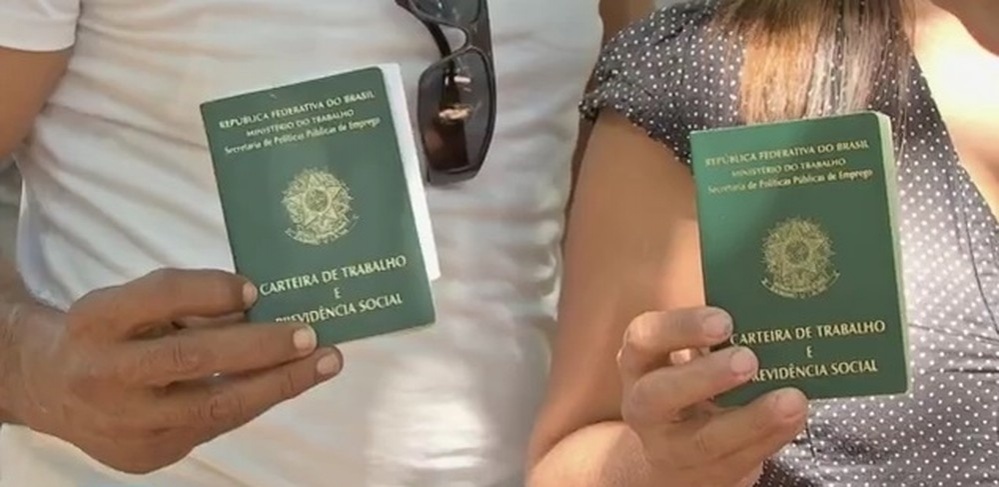 Venezuelanos do MT dizem que demora na emissão de documentos dificulta trabalho