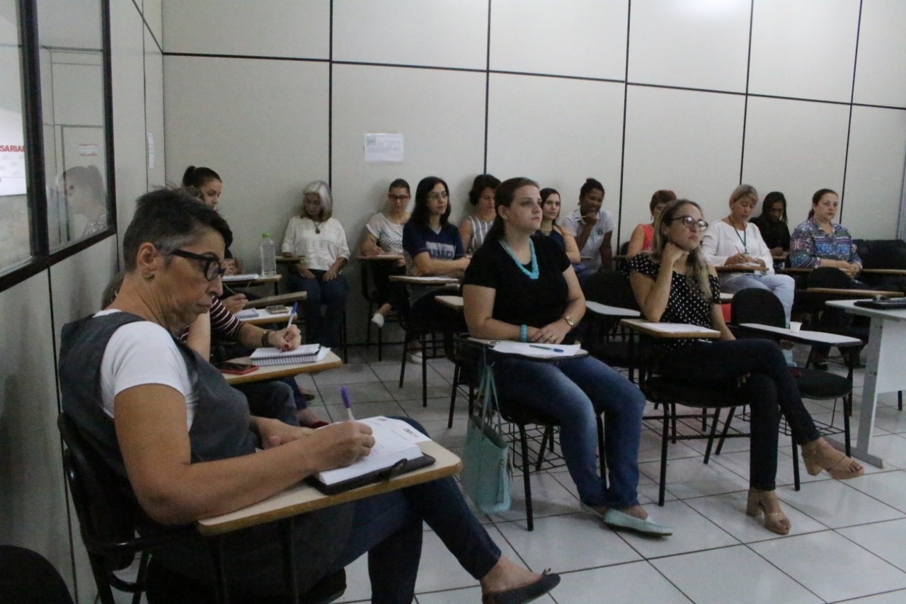 Saúde renova parceria com universidades para estágios na rede municipal