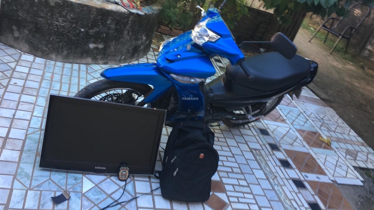 Jovem com moto furtada é preso jogando vídeo game em Sinop
