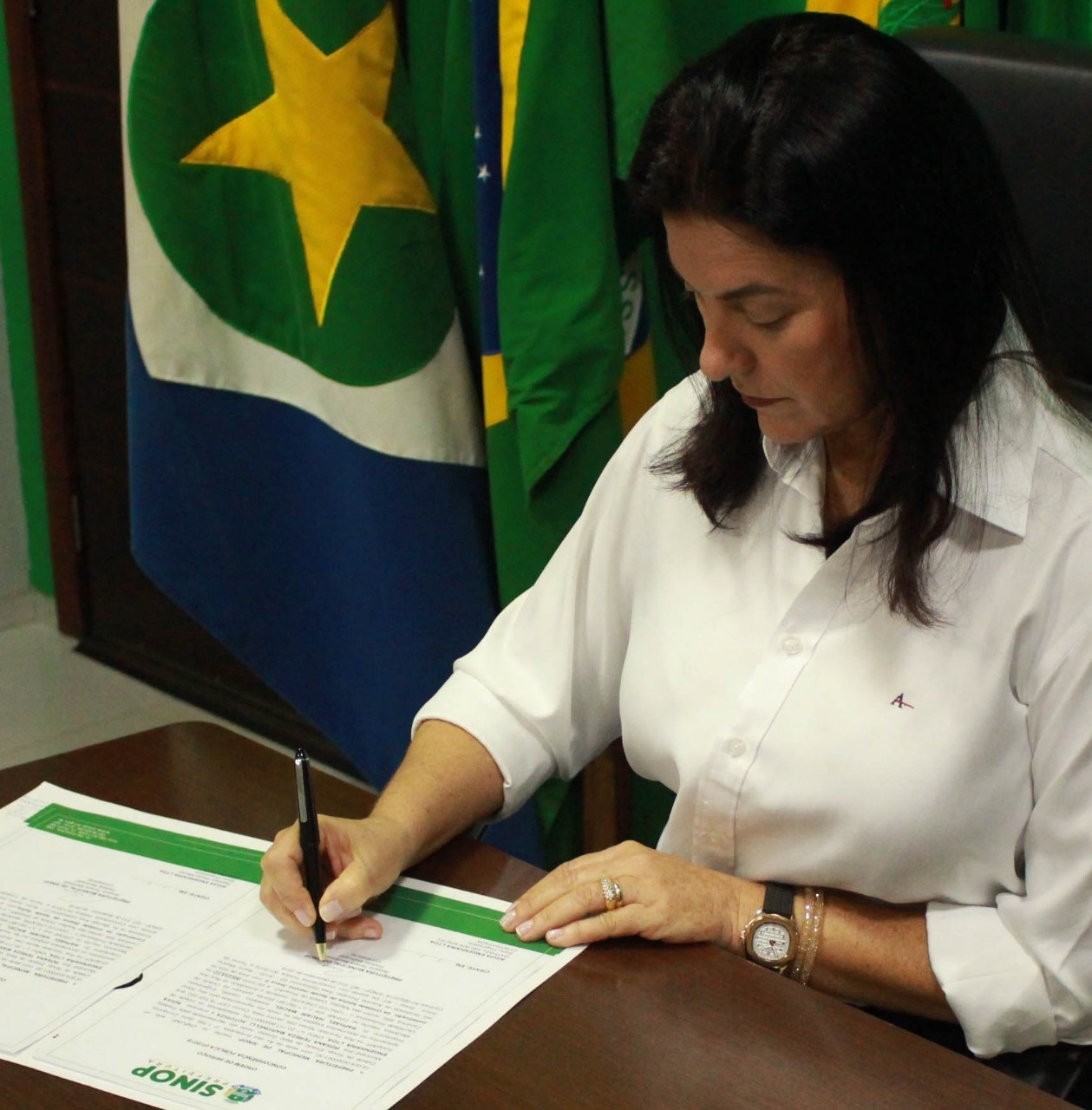 Rosana Martinelli confirma pavimentação da Estrada Jacinta em trecho de 1,4 mil metros