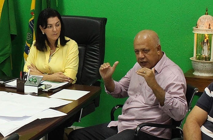 Nenhum banco quis comprar a folha de pagamento da prefeitura