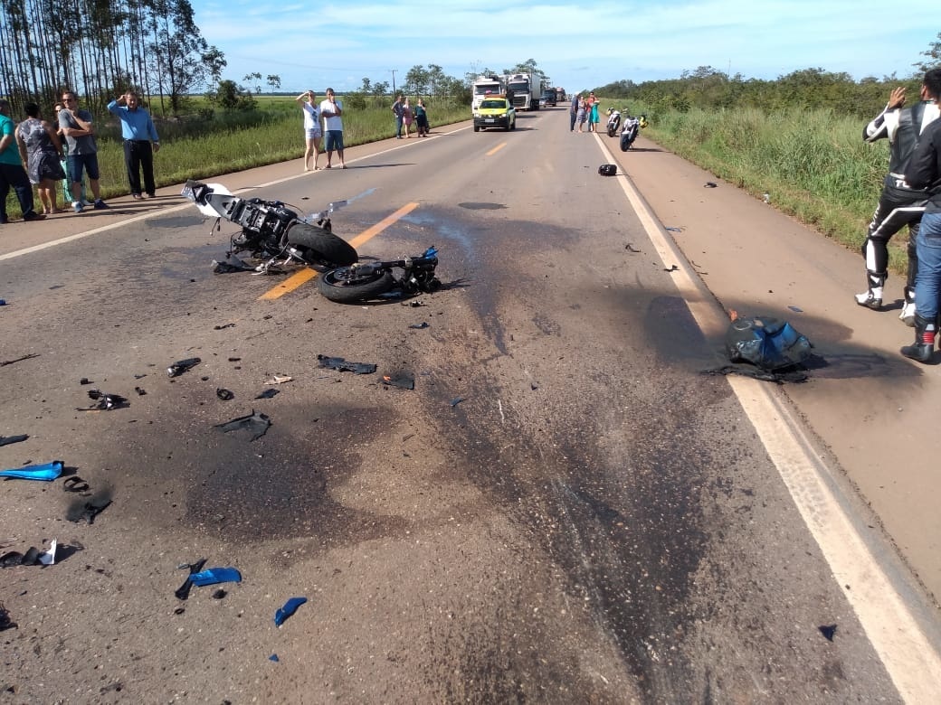 Colisão entre motos e carro deixa dois mortos em Sorriso