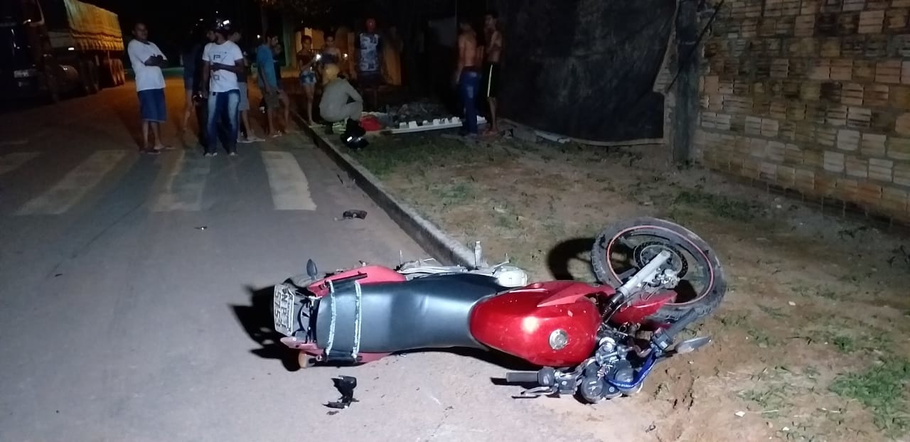Mototaxista invade preferencial e causa acidente em Sinop