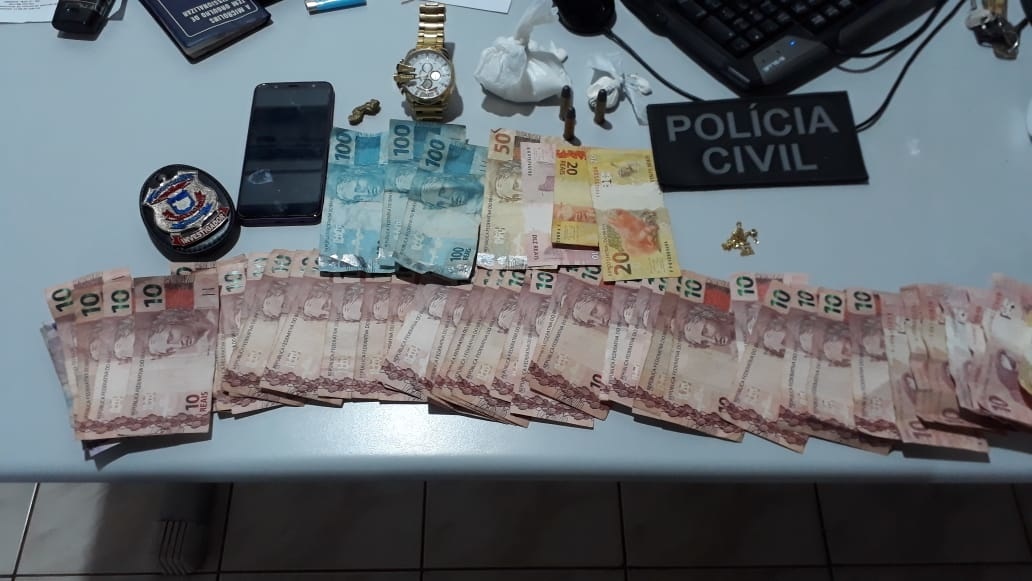 Homem e mulher envolvidos com tráfico de drogas são presos em Sorriso