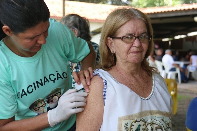 Idosos superaram o mito da vacina