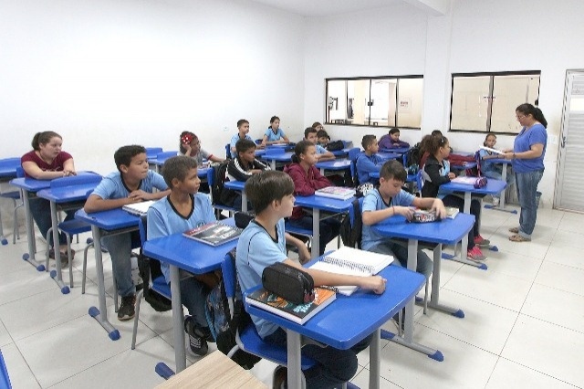 Prefeita Rosana Martinelli confirma 27 nomeações de professores aprovados em seletivo