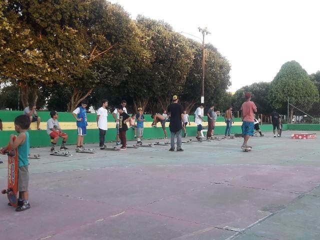 Festival de Skate reúne crianças, jovens e adultos apreciadores do esporte