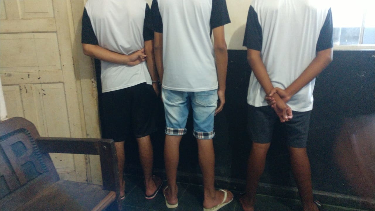 Aluno flagrado com cocaína na escola disse que era remédio esmagado