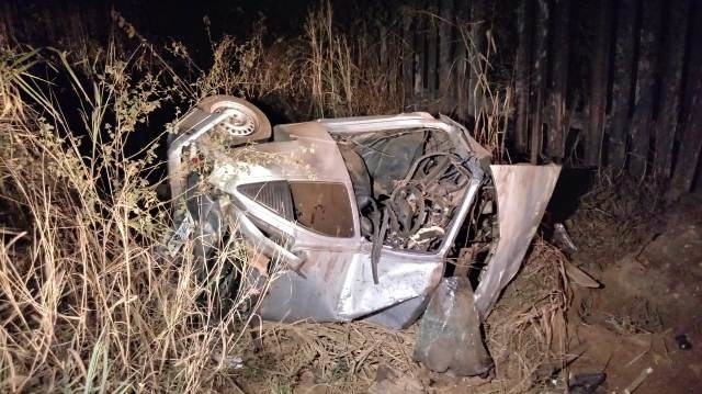 Jovem morre e outro fica em estado grave em acidente de trânsito