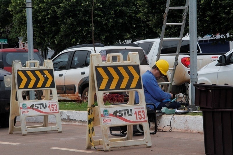 Prefeita assina contrato de R$ 8,7 milhões para instalação dos radares