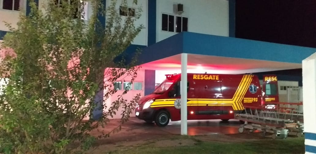 Casal e bebê de colo são atropelados por camionete em Sinop