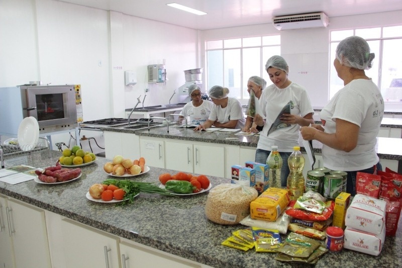 Curso para manipuladores de alimentos inicia quarta-feira (19)