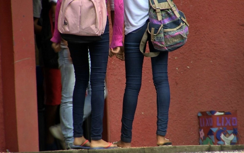 MT tem 188 mil analfabetos, a maioria é mulher e negro, diz IBGE