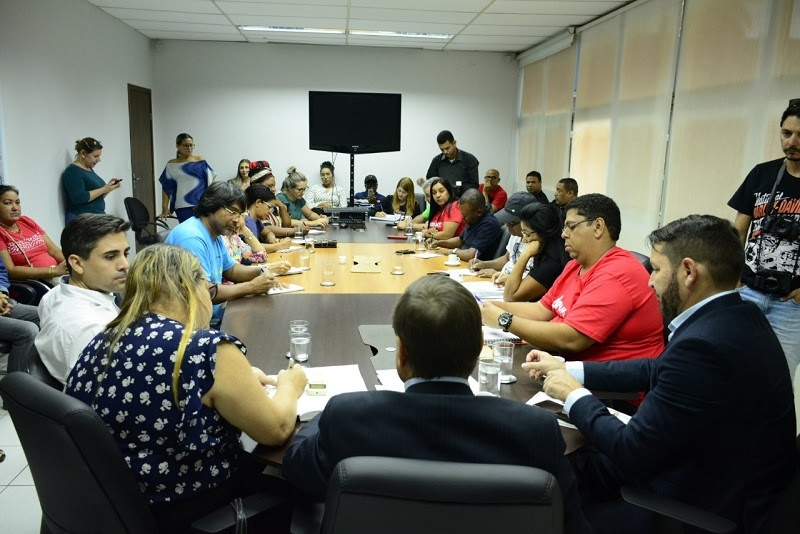 Audiência com governo não avança em propostas para encerrar a greve