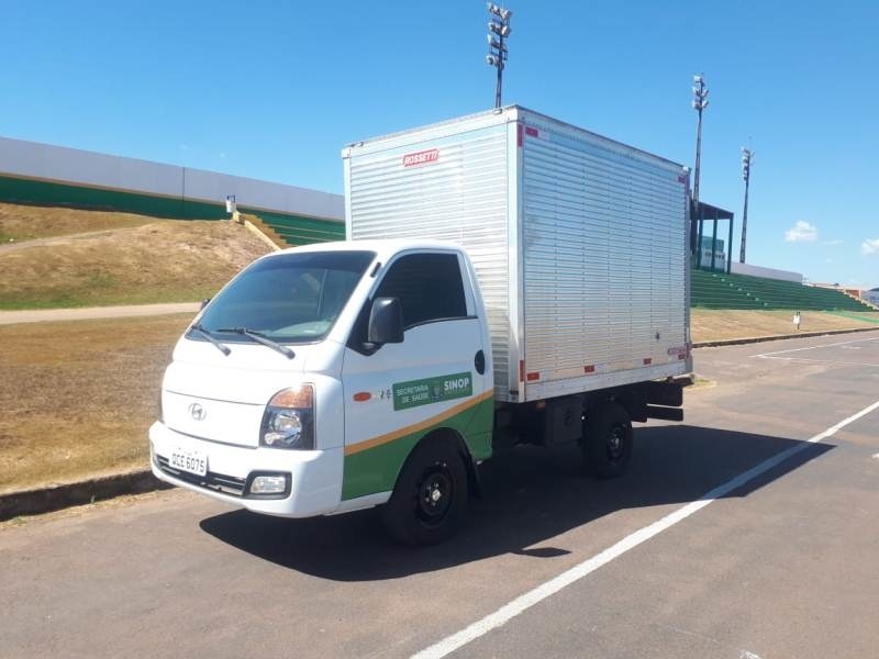Prefeitura adquire furgão para facilitar distribuição de medicamentos em Sinop
