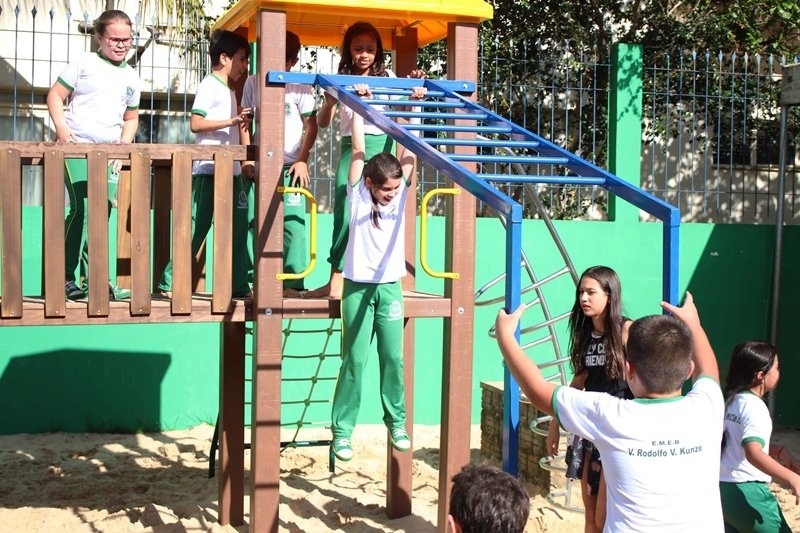 Férias para mais de 17 mil alunos da Rede Municipal começam na segunda-feira (15)