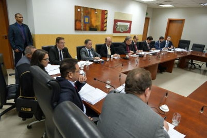 Emenda de Paulo Araújo sobre energia solar é aprovada em sessão
