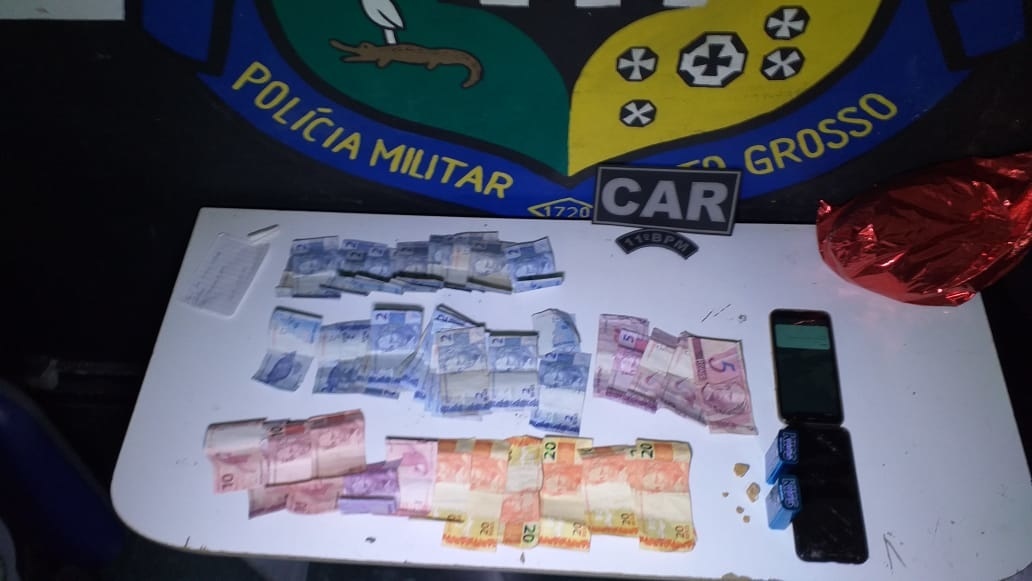 Adolescentes de 15 e 16 anos e um homem são presos em praça de Sinop