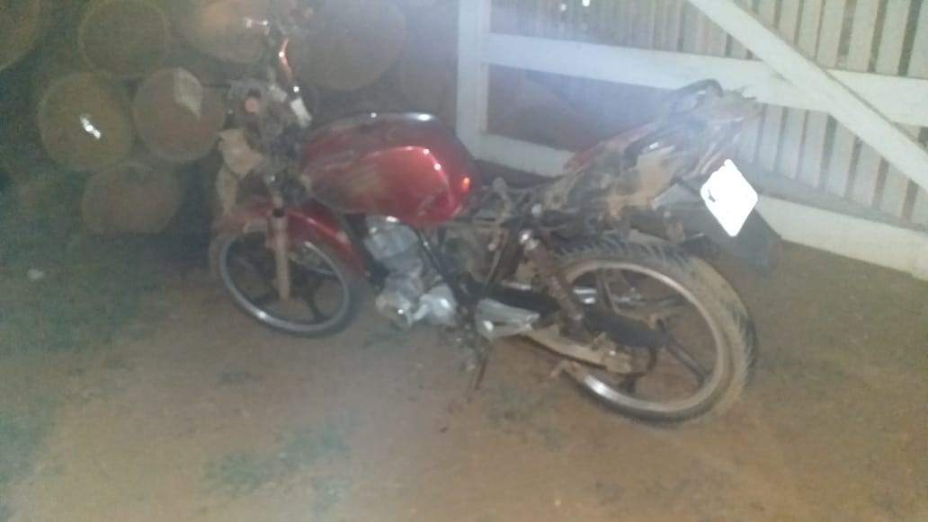 Motociclista sofre ferimentos após ser atingido por camionete na MT-140