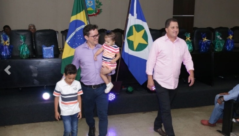 Projeto quer garantir até 20 dias de licença-paternidade aos servidores públicos