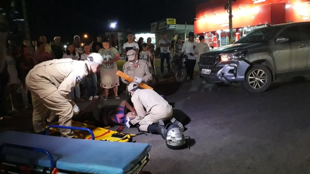 Motociclista fica ferido após acidente de trânsito