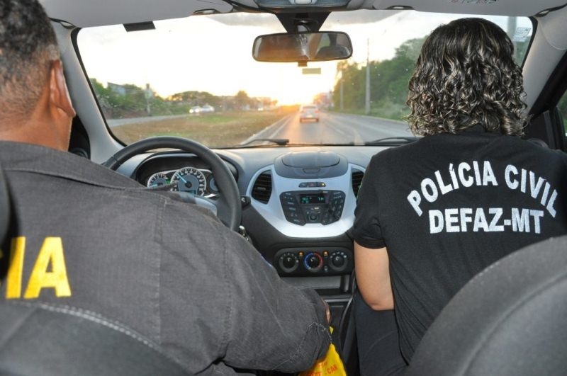 Deputada petista é investigada por desvio de materiais da Educação