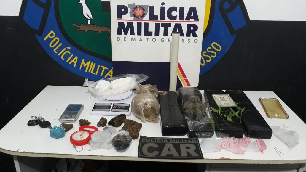 Suspeito é preso com drogas avaliadas em R$20 mil