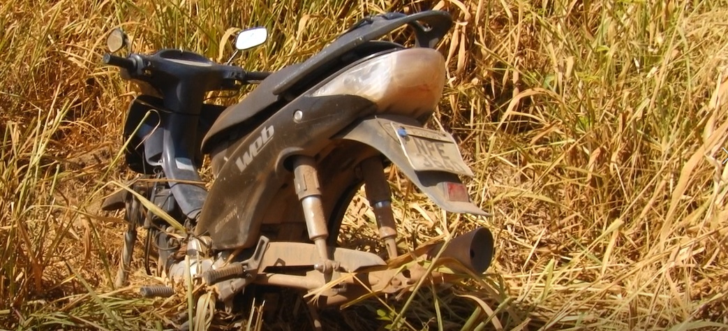 Motocicleta furtada é localizada sem as rodas em Sinop
