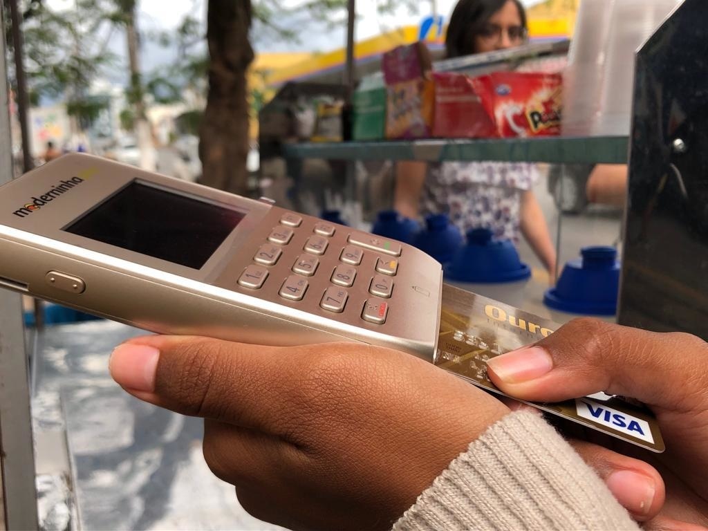 Cartórios são obrigados a aceitarem pagamentos no cartão de débito