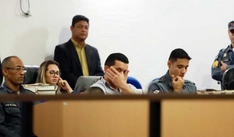 Ex-cabo condenado a 105 anos de cadeia foge de batalhão da PM