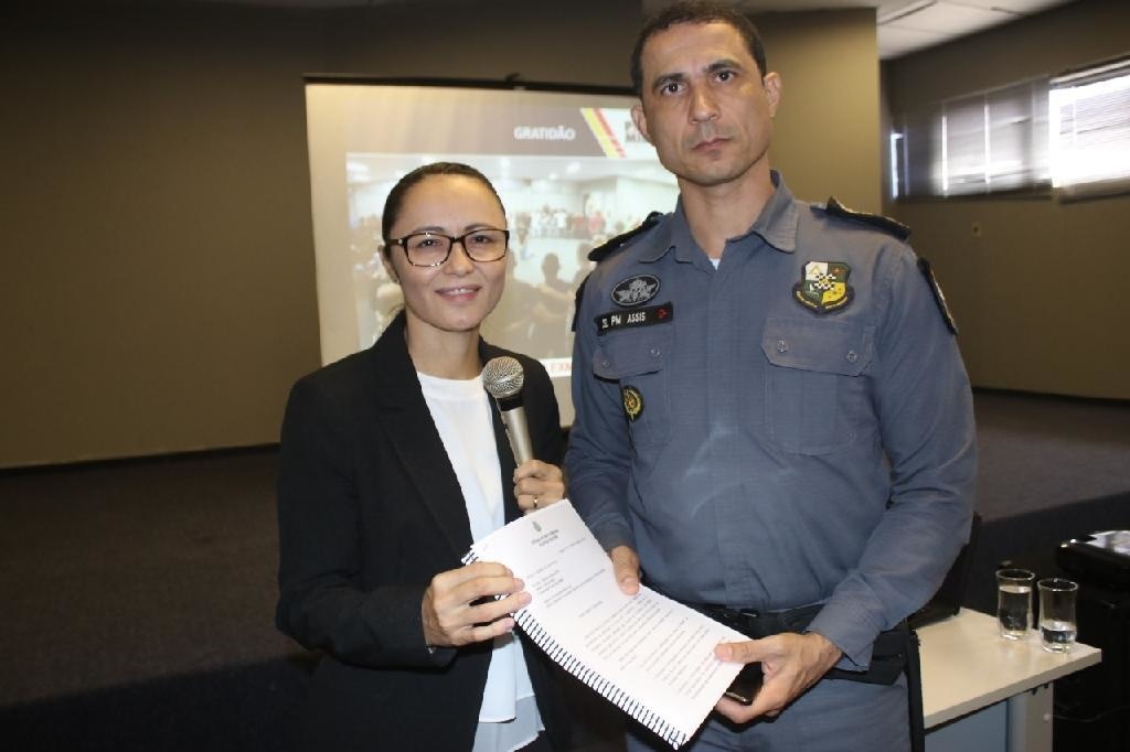 Policiais militares passam por treinamento de Inteligência Emocional